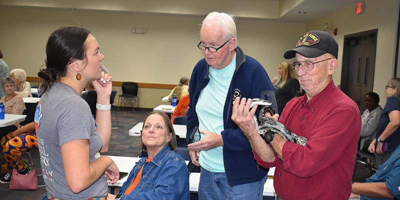 Library holds Lunch N Learn program with live snakes – Valley Times-News
